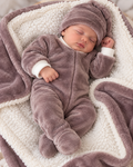 Kit Cobija con pijama y Gorro