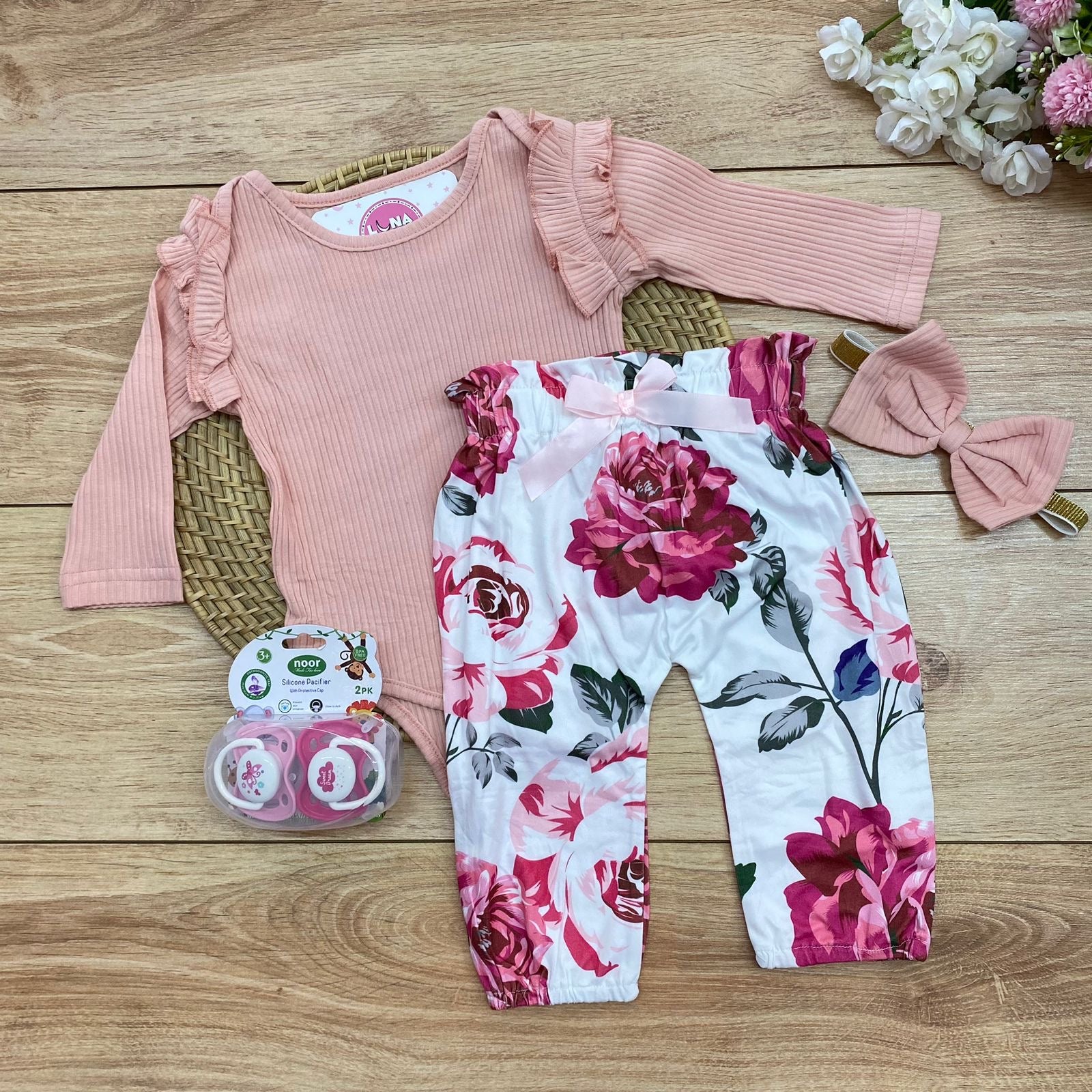 Conjunto de Body Talla 12/18M